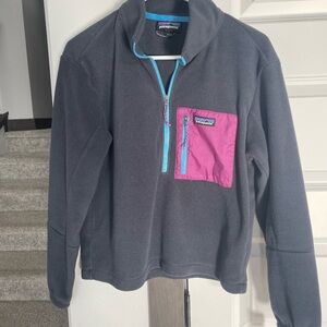 Patagonia Blue Fleece Pullover with Pink Pocket